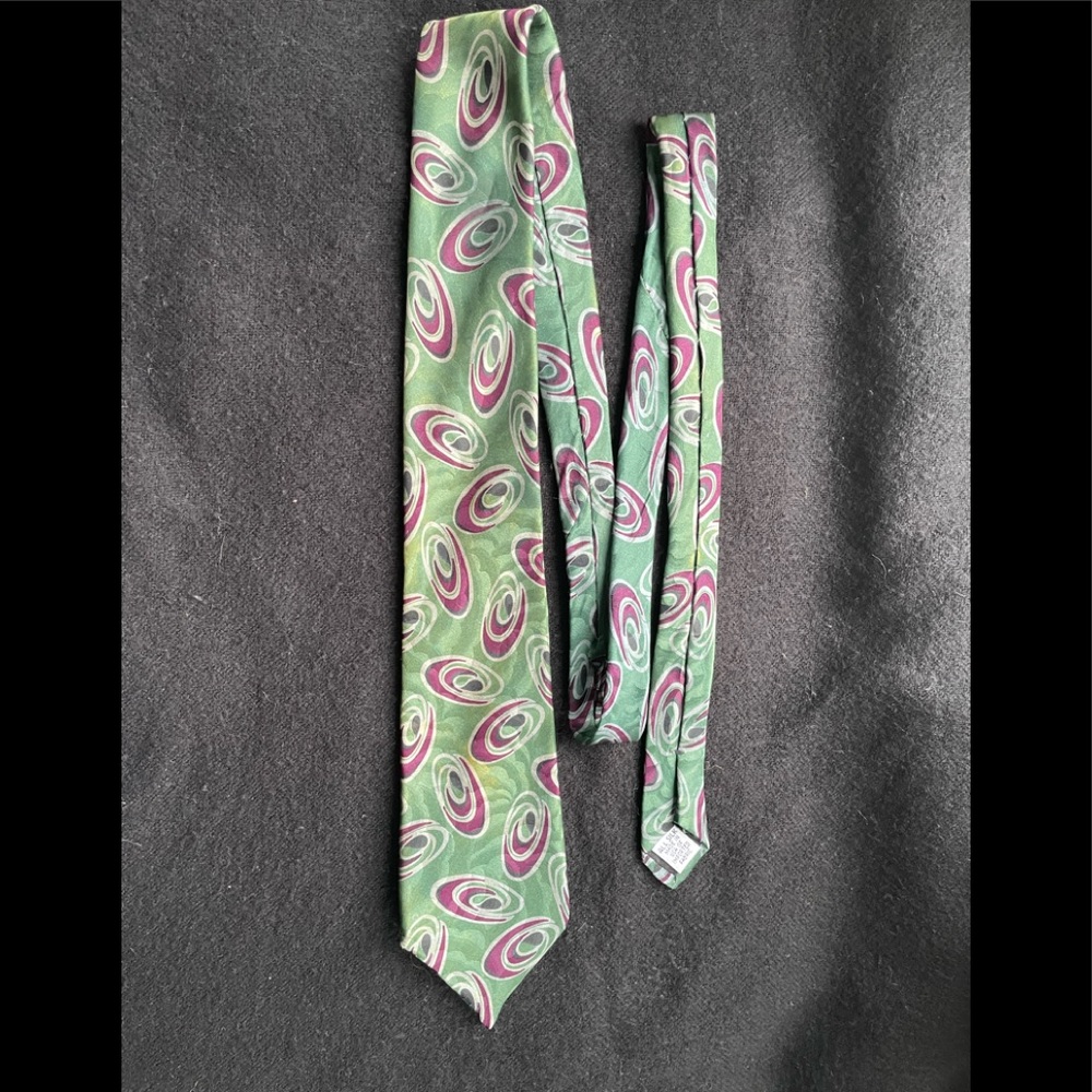Tie